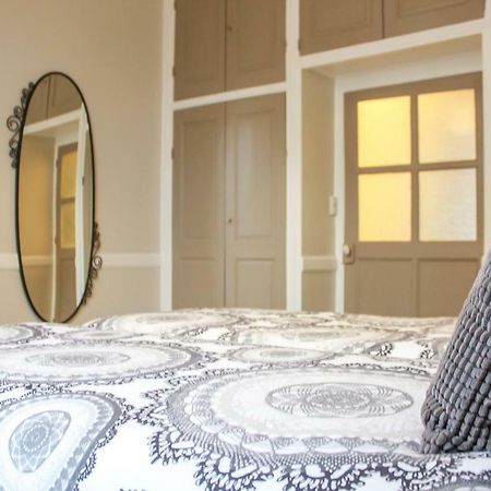 Appartement Passe Partout Lucenay-l'Eveque Zewnętrze zdjęcie