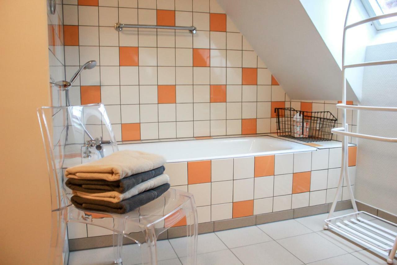 Appartement Passe Partout Lucenay-l'Eveque Zewnętrze zdjęcie