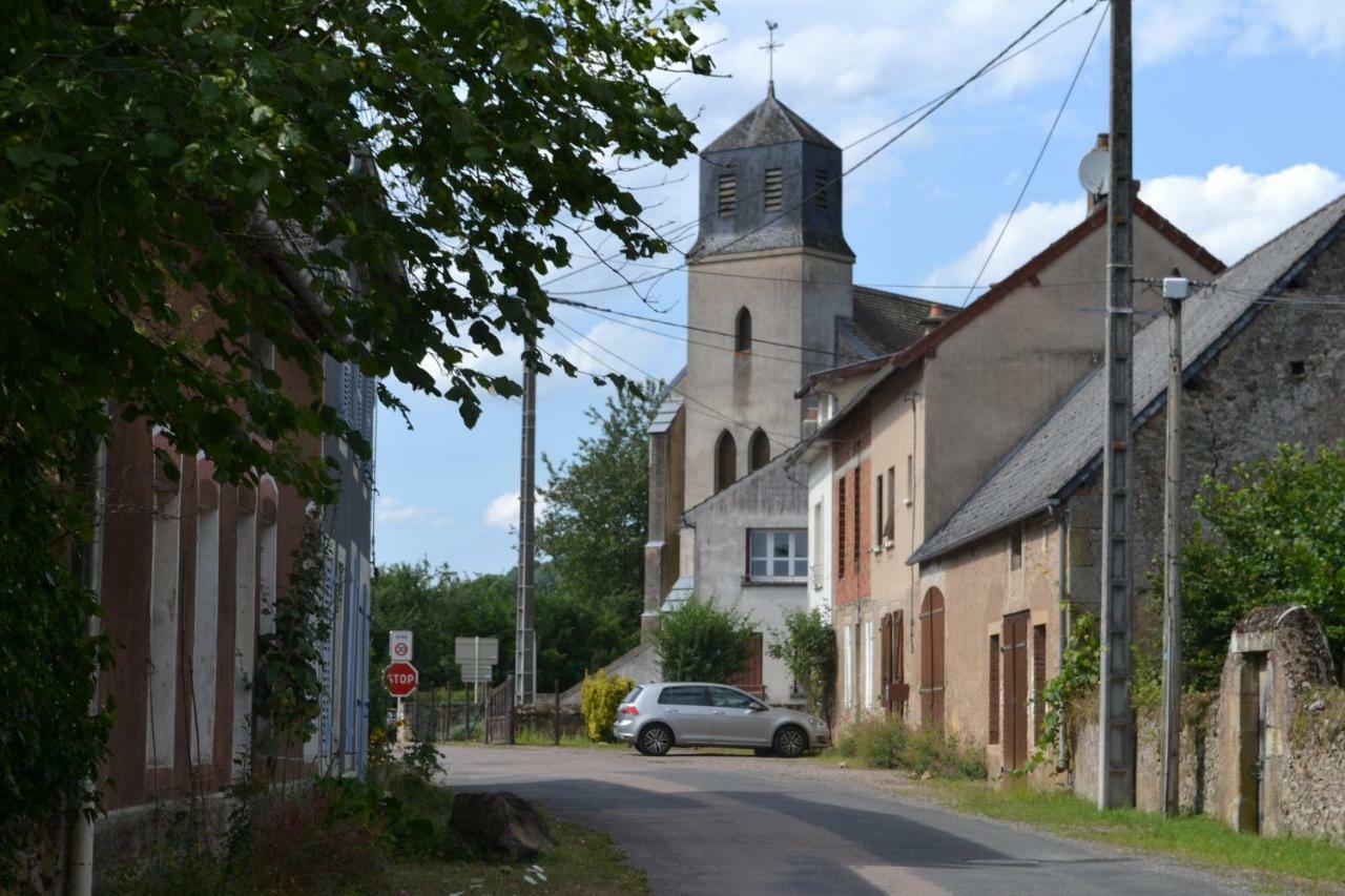 Appartement Passe Partout Lucenay-l'Eveque Zewnętrze zdjęcie