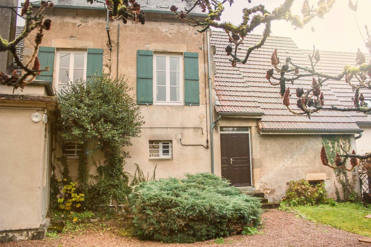 Appartement Passe Partout Lucenay-l'Eveque Zewnętrze zdjęcie